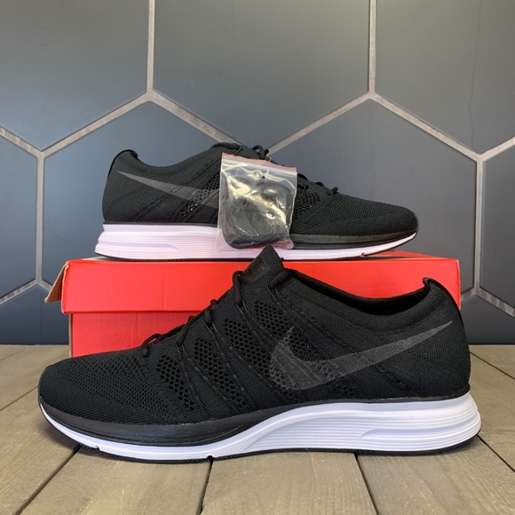 nike flyknit trainer black